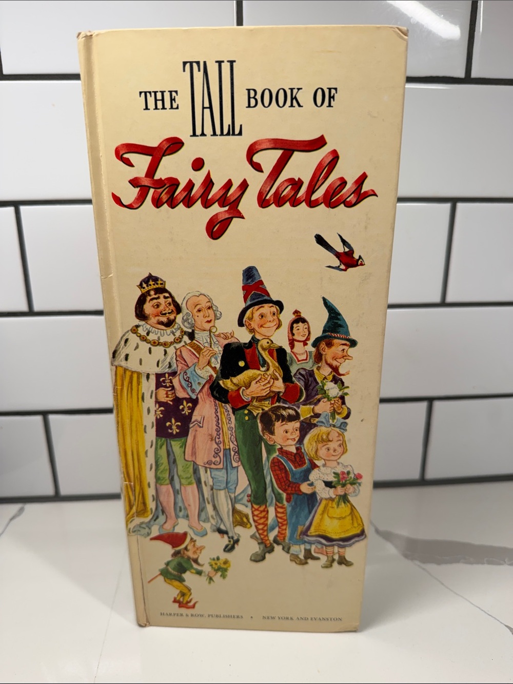 Vintage The Harper & Roe Tall Book of Fairy Tales - Illustrated Kids Book